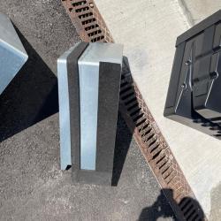beave-frlood-fence-02